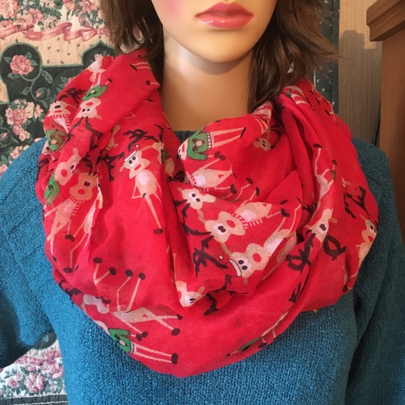 NWT Happy Holidays Reindeer infinity scarf - Picture 6 of 6